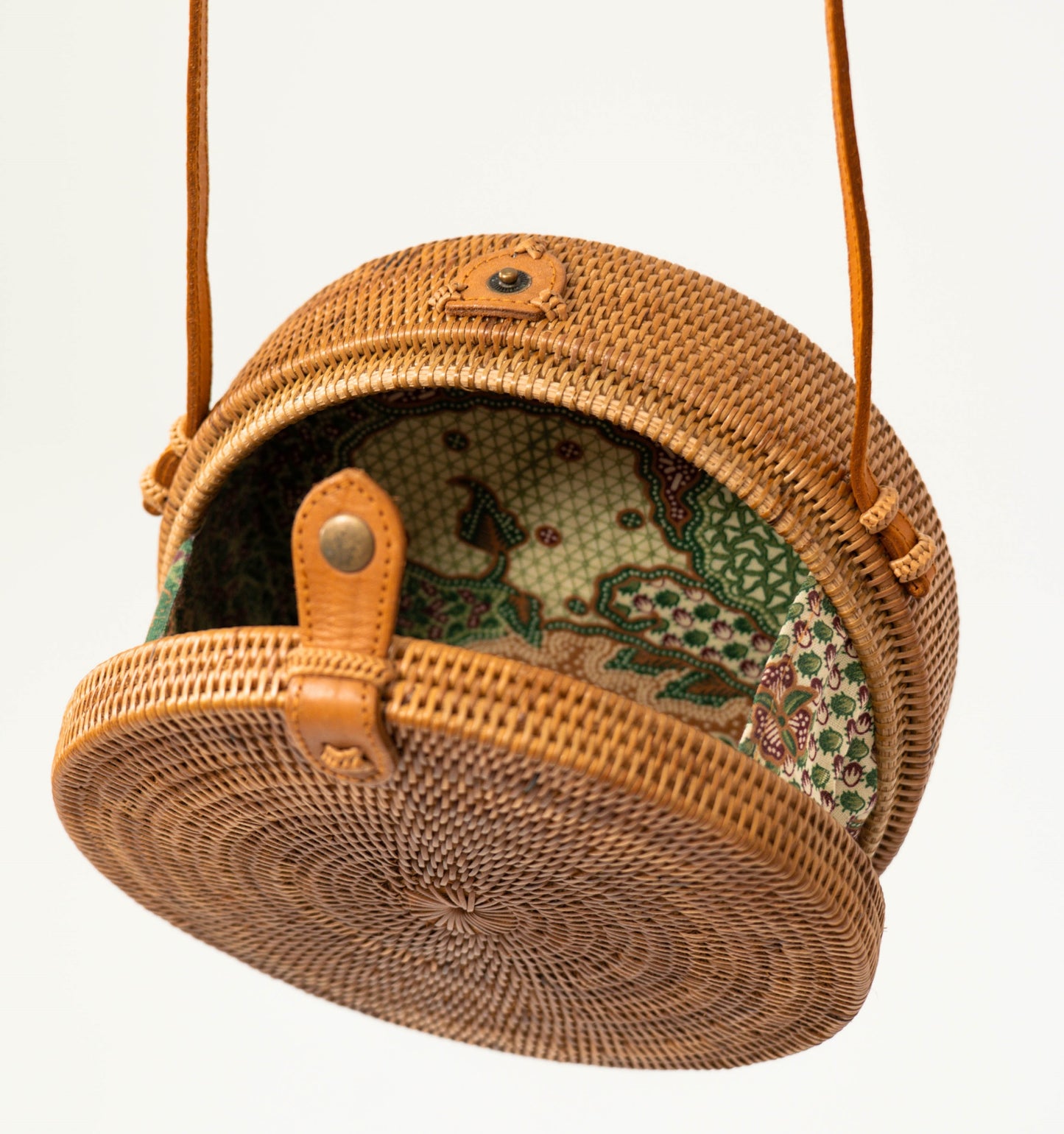 Bali Round Rattan Crossbody Bag